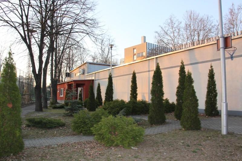 Teke Bowling Centrum Es Sport Panzio Szeged Luaran gambar